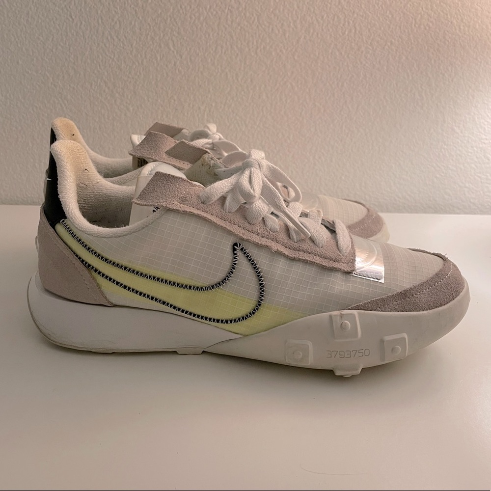 Nike Waffle Racer